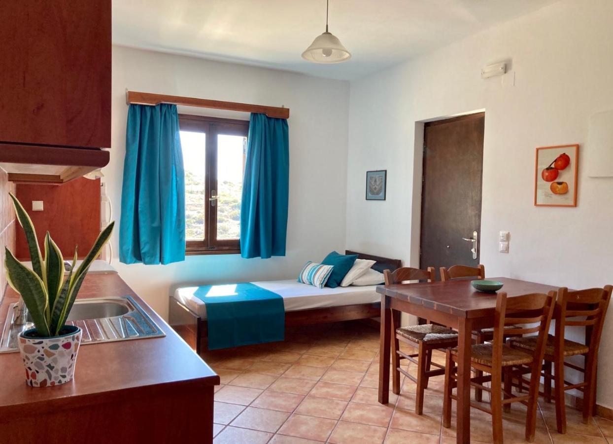 Syrou Lotos Studios & Apartments (Adults Only) Kini Exteriör bild