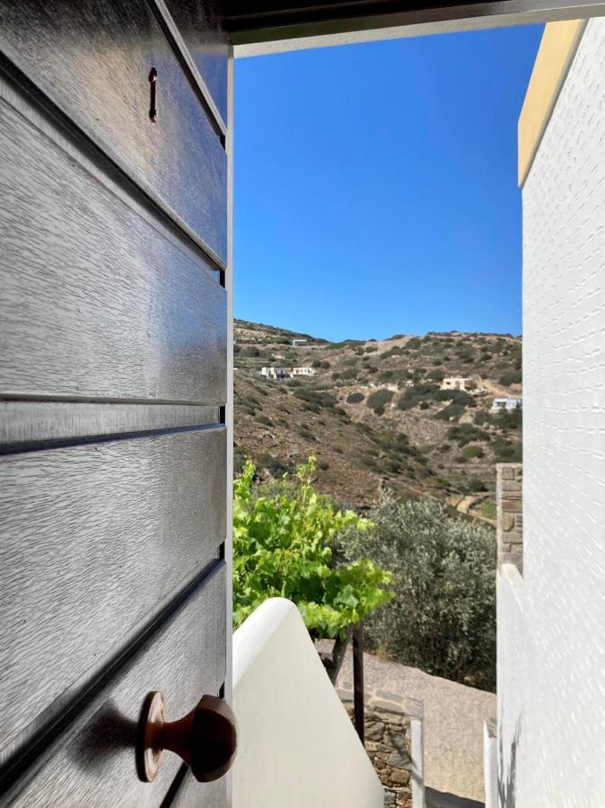 Syrou Lotos Studios & Apartments (Adults Only) Kini Rum bild