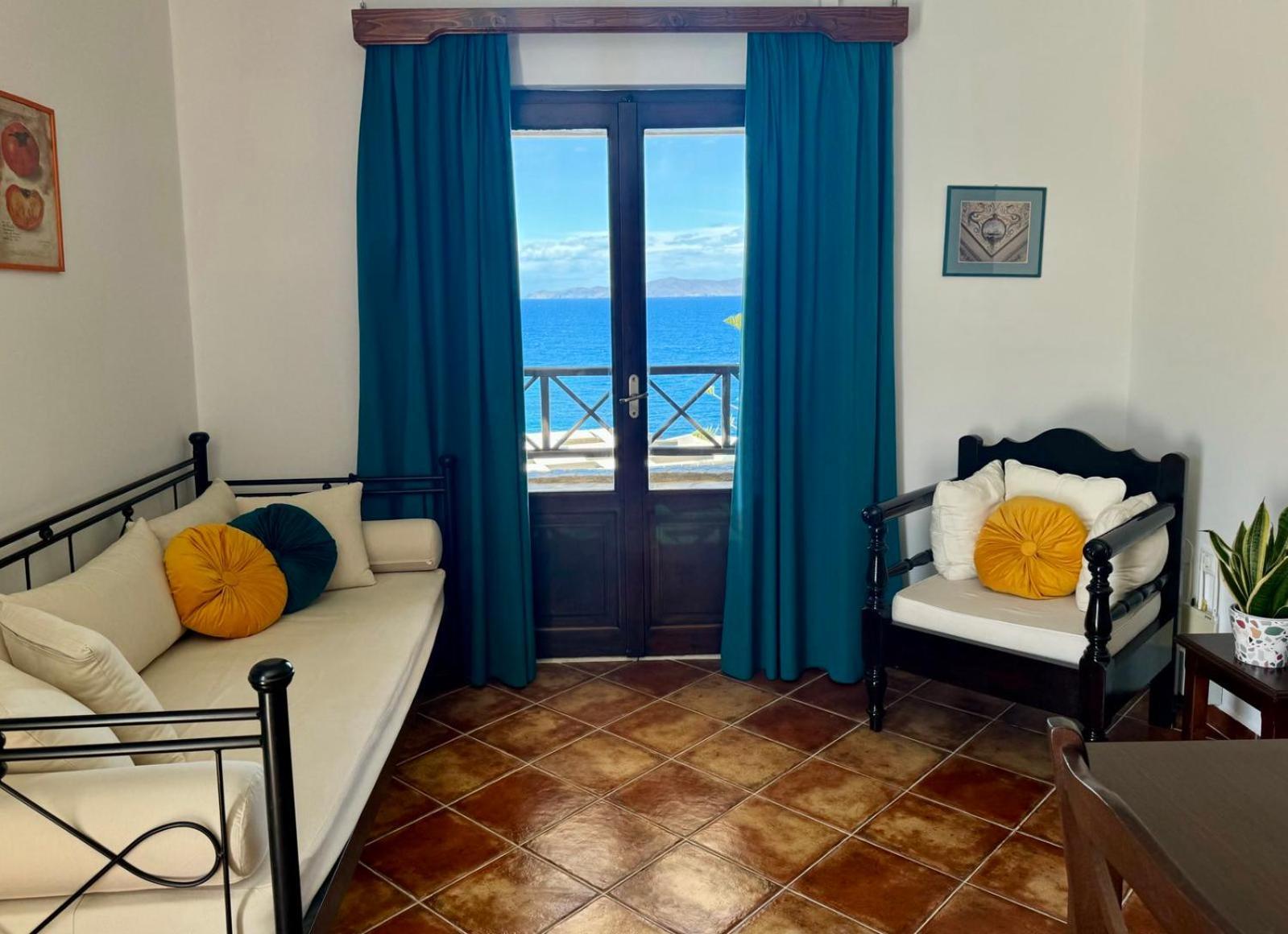 Syrou Lotos Studios & Apartments (Adults Only) Kini Exteriör bild