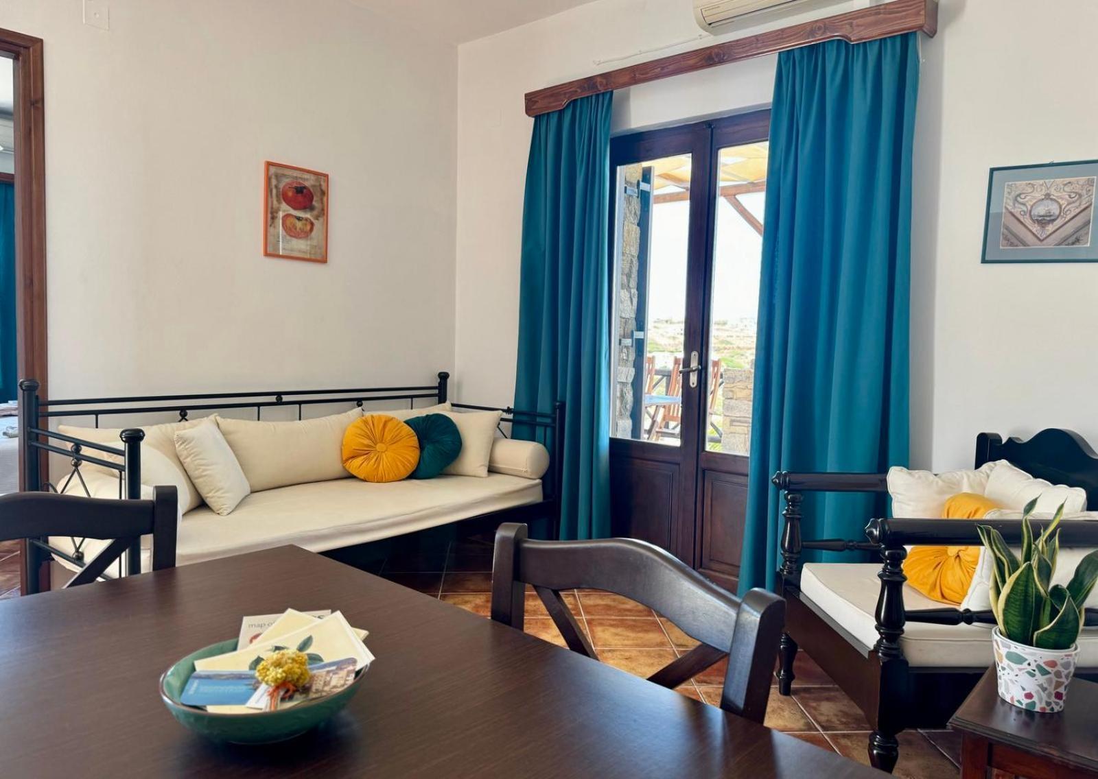 Syrou Lotos Studios & Apartments (Adults Only) Kini Rum bild