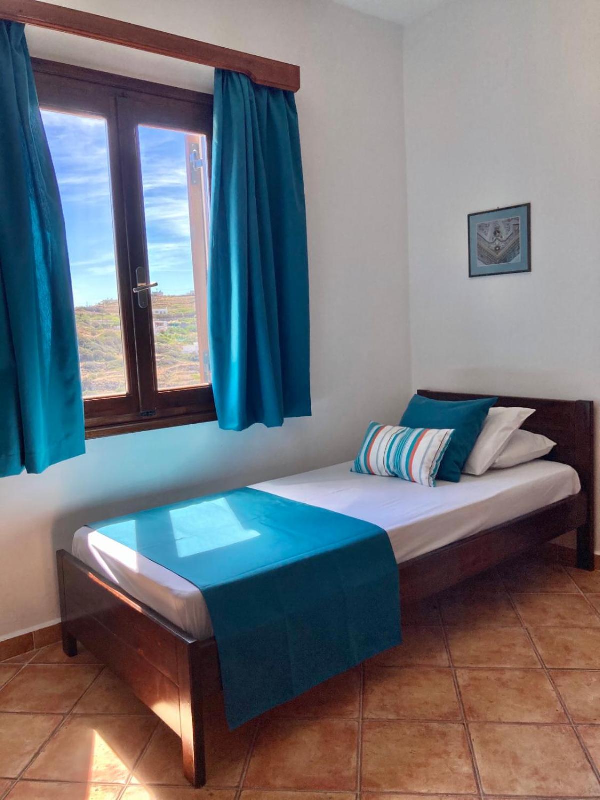 Syrou Lotos Studios & Apartments (Adults Only) Kini Exteriör bild